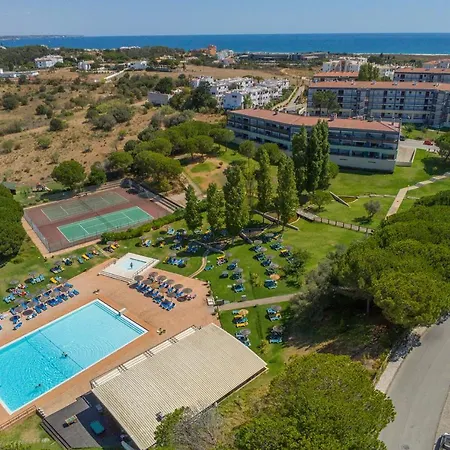 B39 - Marina Hill לאגוּ‏ש