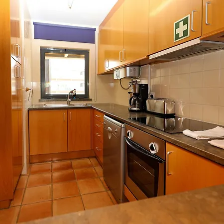 B39 - Marina Hill * לאגוּ‏ש