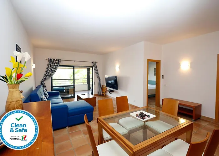B39 - Marina Hill Appartement *
