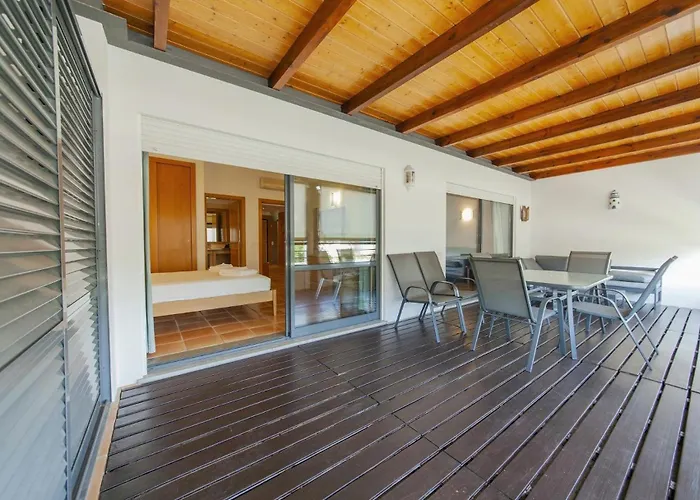 B39 - Marina Hill * Lagos