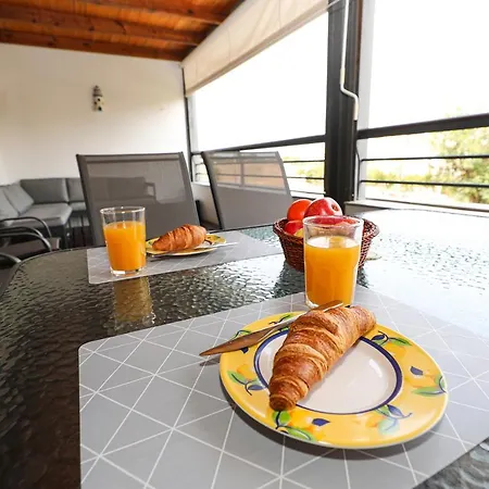 B39 - Marina Hill Apartment *
