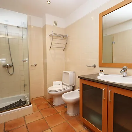 B39 - Marina Hill * 라고스