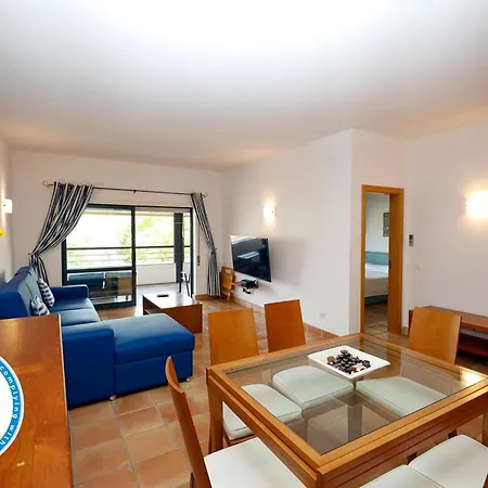 B39 - Marina Hill Apartment *