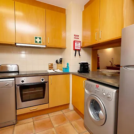 B39 - Marina Hill * 라고스