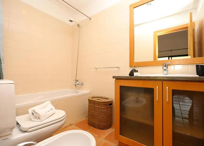 B39 - Marina Hill Appartement *